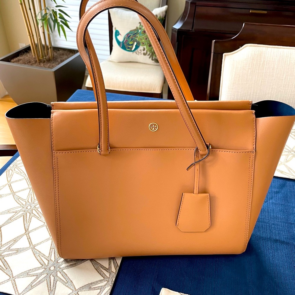 Tory Burch large Parker bag, never used